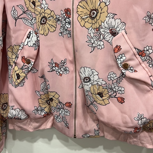 Alice Blue bomber jacket floral - Picture 3 of 4